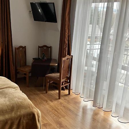 Gospodarstwo Agroturystyczne Bustrycki Poronin Ngoại thất bức ảnh